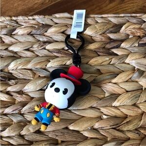 Disney Blind Bag Clip: Mickey decades: Mickey Mouse in the 50's